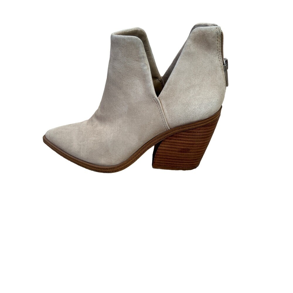 Vince Camuto Gidgeta Bootie suede ankle boots light tan western pointed toe SZ 7